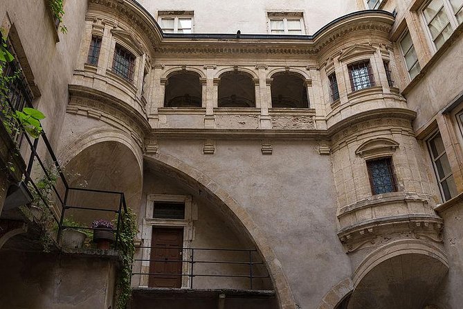 Highlights and Hidden Gems of Lyon Guided Walking Tour (English) - Place des Terreaux: your quick orientation to Lyon’s layout