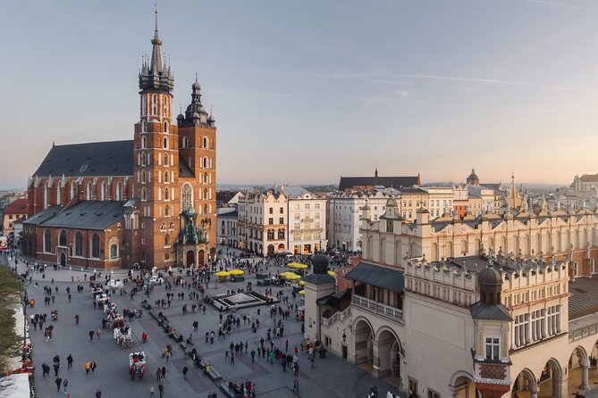 Historic Krakow : Old Town & Wawel Castle Walking tour - Key things to know before you go
