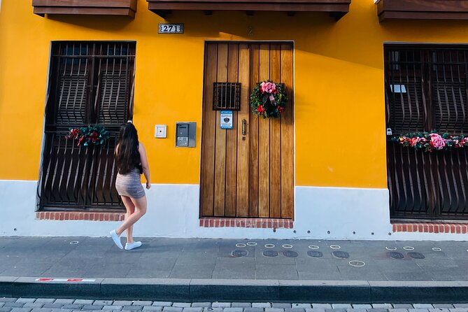 Historic Old San Juan Sunset Walking Tour - Walking route basics: the start in Plaza Colón and the finish near Plaza de San José