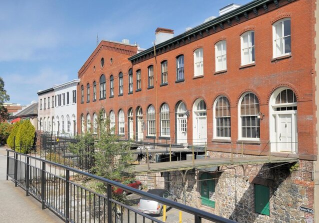 Historic Savannah Guided Walking Tour - Savannah’s squares: why this layout matters