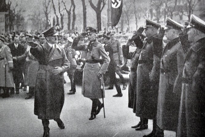 Historical Hitler Walking Tour of Vienna - Hitting the sidewalk from Albertinaplatz to Schwedenplatz