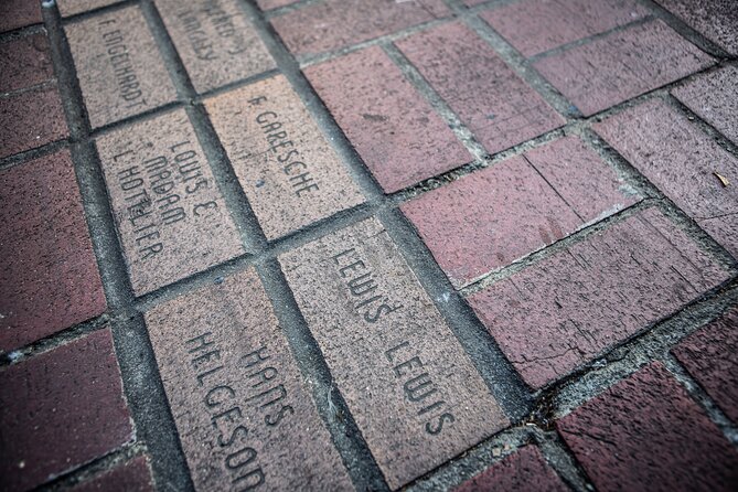 Historical Victoria Walking Tour - Stop 5: Fan Tan Alley, Victoria’s Most Infamous Lane