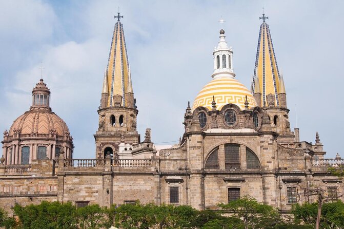 History and Murals: Walking Tour Guadalajara - Key highlights that actually matter