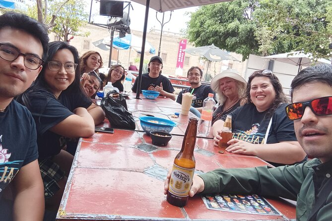History and Murals: Walking Tour Guadalajara - El Sagrario Metropolitano and Guadalajara Cathedral: neoclassical meets power