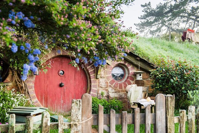 Hobbiton™ Movie Set Walking Tour from Shires Rest - A Shire walk that feels guided, not rushed