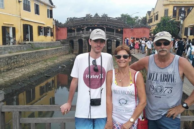 Hoi An Night Market with Hoi an walking Tour , Colourful Lanterns, Boat Ride - Da Nang pickup to Hoi An Ancient Town: an organized way to get your bearings