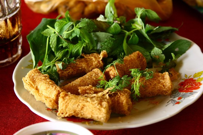 Hoi An Street Food Walking Tour with Tastings - Off-the-Beaten-Track Sightseeing That Doesn’t Feel Like Homework