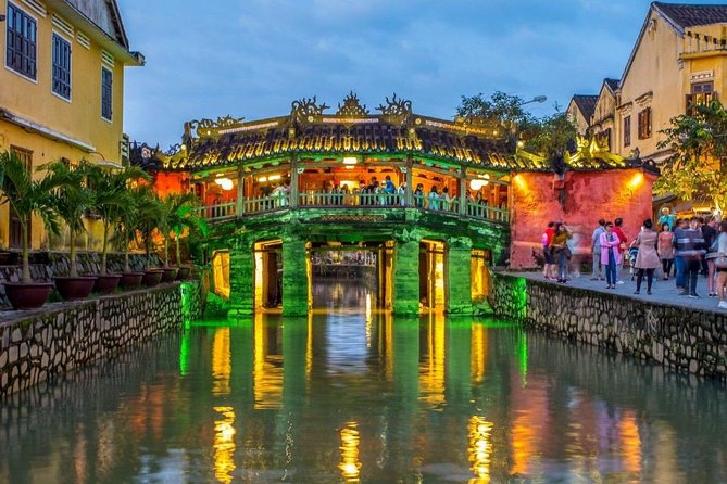 Hoi An Walking Tour - Stop 1: Japanese Covered Bridge (Chua Cau)