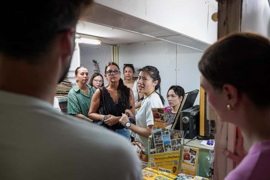 Hong Kong: Dark Side of Hong Kong Caged Homes Walking Tour - SoCo at the end: a 50-year charity visit that turns feelings into direction