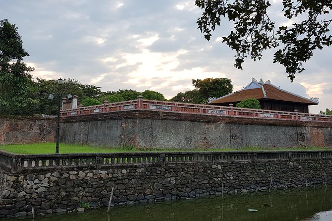 Hue Imperial City Walking Tour: Citadel & Forbidden City - Kiến Trung Palace: residence in the Forbidden City