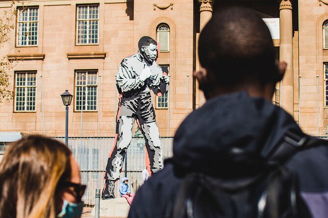 Johannesburg: City Centre Walking Tour - Beyers Naude Square and the corporate walls: power at street level
