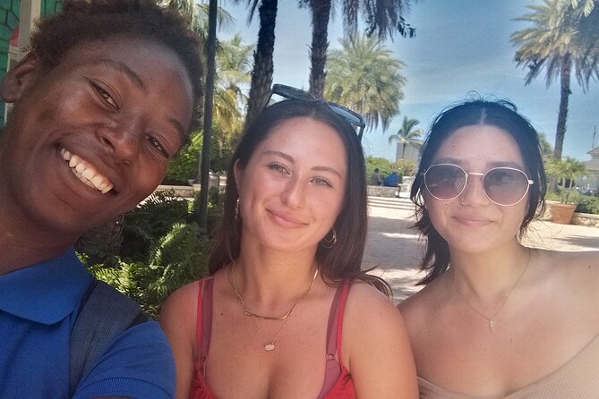 KINDWalk — Nassau Historical and Cultural Walking Tour - Nassau’s best “get-your-bearings-fast” walk