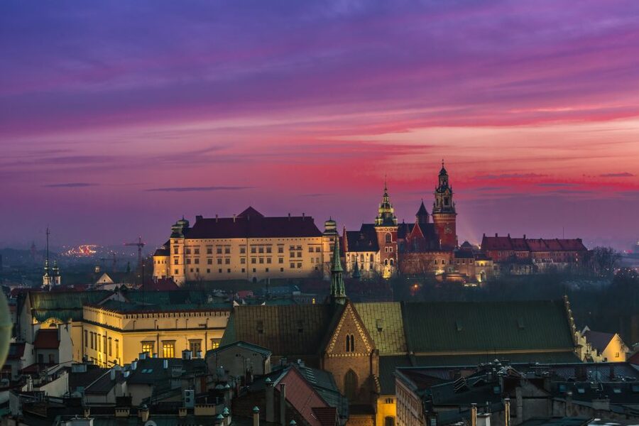Krakow: Evening Walking Tour with Spooky Stories - Key things I’d zero in on