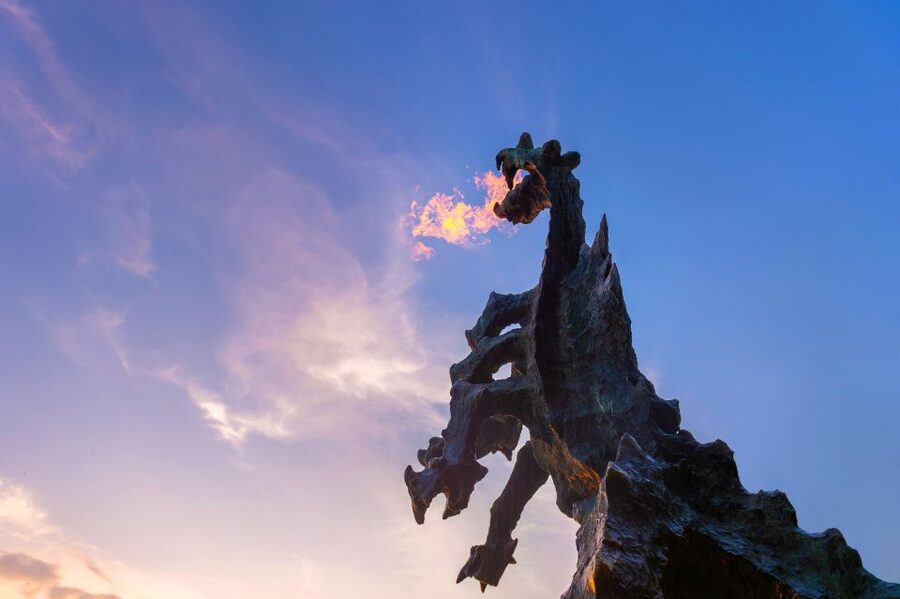 Krakow: Evening Walking Tour with Spooky Stories - Meeting Point at Hotel Polski pod Białym Orłem and Night-Time Timing