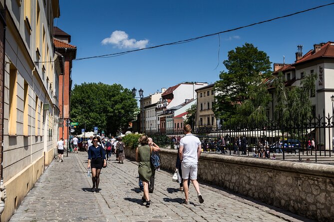Krakow Jewish Quarter Guided Walking Tour - Kazimierz on foot: why this part of Krakow feels different