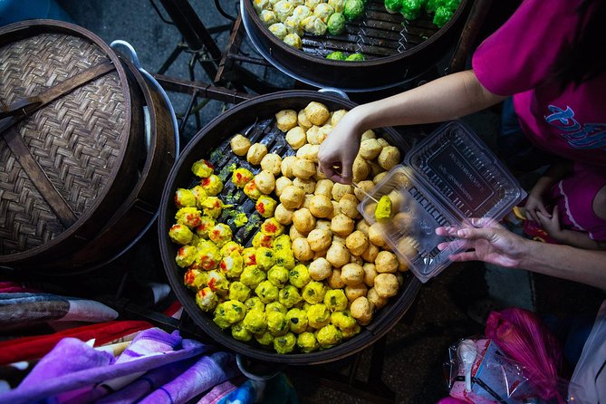 Kuala Lumpur Local Street Food Private Walking Tour by Night - Private guide flexibility: why it matters more than you think