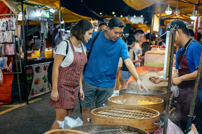 Kuala Lumpur Local Street Food Private Walking Tour by Night - Hutong Food Court stop: siew bao and chicken curry puff
