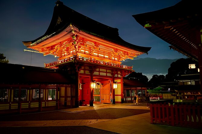 Kyoto Fushimi-Inari Night Walking Tour - Why Fushimi-Inari at night feels calmer (and more meaningful)