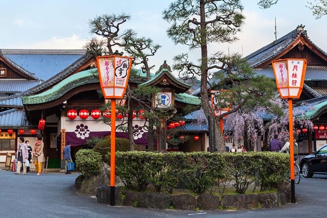 Kyoto Gion Geisha District Walking Tour - The Stories of Geisha - Key things I’d watch for on this Gion Geisha tour