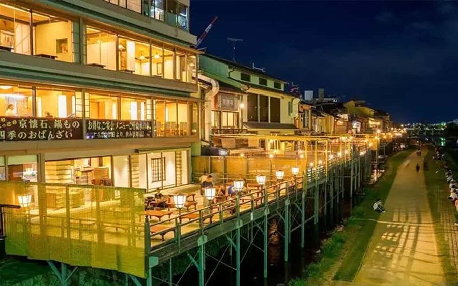 Kyoto: Gion Hidden Gems & Geisha Culture Tour - Ninenzaka and the slope-street vibe: photo stops that teach you how to look