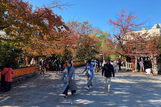 Kyoto Gion Historical Walking Tour - Price and logistics: why $40 feels fair