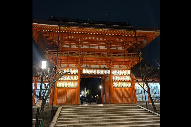 Kyoto: Gion Magical Night Walking Tour - Stop 1: Gionmachi Minamigawa and the geisha spotting etiquette