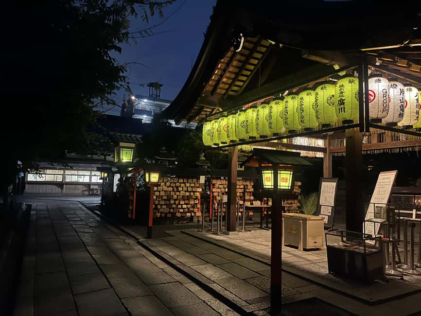 Kyoto: Gion Magical Night Walking Tour with Geisha Trivia - Price, Time, and the Value of a 100-Minute Night Walk