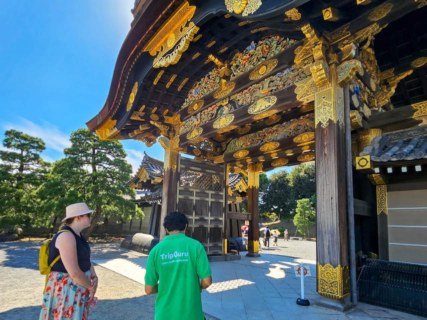 Kyoto: Imperial Palace & Nijo Castle Guided Walking Tour - Nijojo-mae meeting point to Nijo Castle: start smart