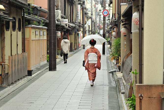 Kyoto Nishiki Market Food and Culture Walking Tour - Food Amounts and “How Full Will I Be” (Real Talk)