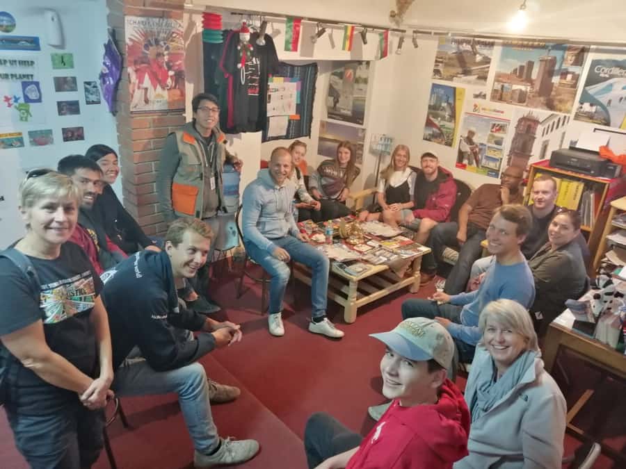 La Paz and El Alto: Cable Car Rides and Walking Tour - San Francisco Church to the Witches’ Market: a strong start in La Paz