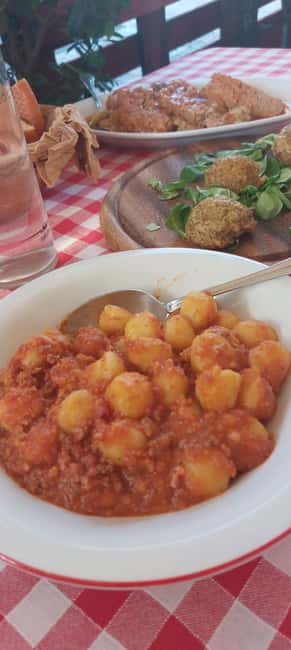 Lake Como: Food Walking Tour - Sciat and Nuvola cake: savory crunch and sweet cloud
