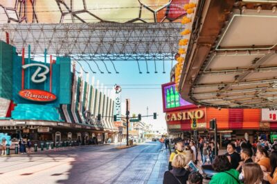Las Vegas: Fremont Street Walking Tour - Meet-up point and how to find your guide in seconds