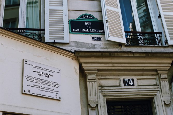 Latin Quarter Paris Guided Walking Tour Semi-Private 12ppl Max - Saint Julien le Pauvre and Saint Séverin: oldest churches you can still use today