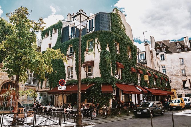 Le Marais District & Jewish Quarter Guided Walking Tour 12ppl Max - Rue des Francs Bourgeois to Musée Carnavalet: Fashion Street Meets Old Paris