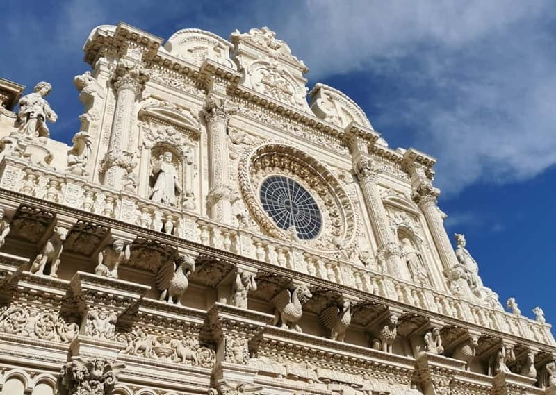 Lecce: Baroque Architecture and Underground Walking Tour - The Roman Column and Amphitheater Remains: How Ancient History Sneaks In