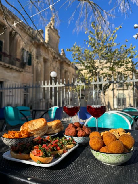 Lecce: Guided Street Food Walking Tour with Food and Wine - Pace and comfort on a 2-hour walking tour