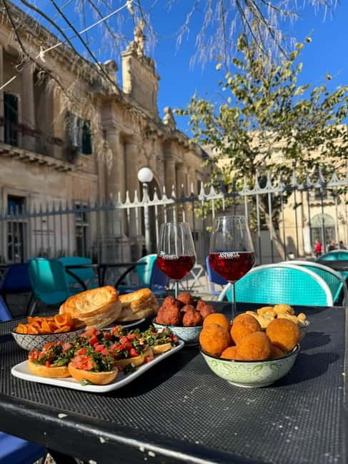 Lecce: Guided Street Food Walking Tour with Food and Wine - Porta Rudiae: the warm-up tasting that gets you oriented