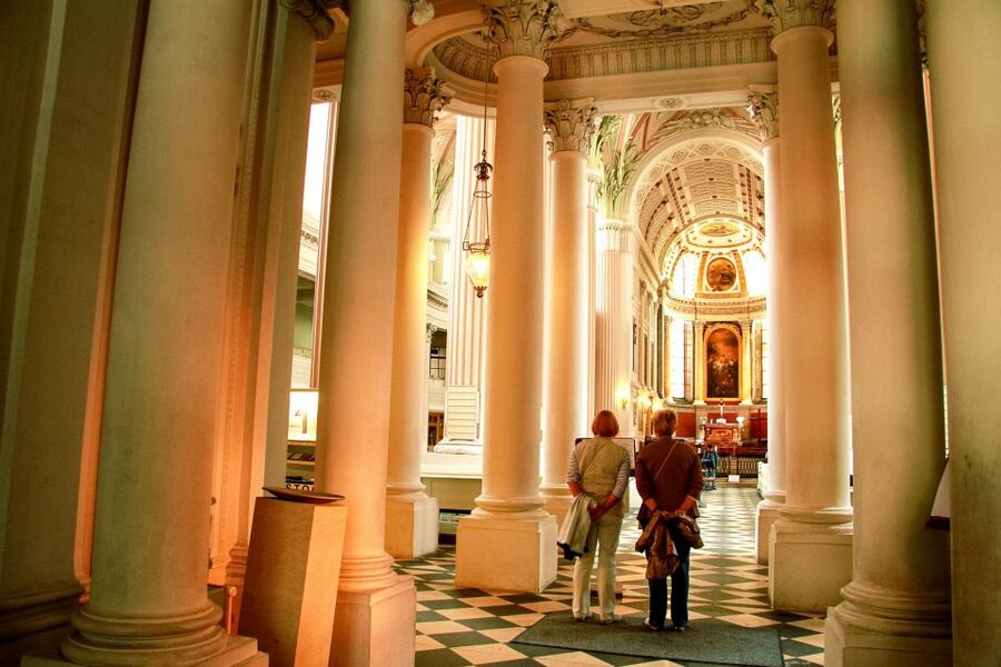 Leipzig: 1.5-Hour Historical Walking Tour in German - Old Town Hall: civic power explained in street-level terms