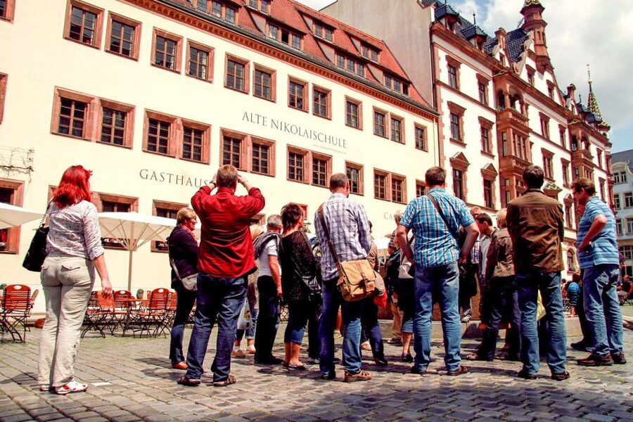Leipzig: 1.5-Hour Historical Walking Tour in German - What the guides do (and why it matters)