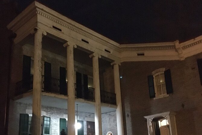 Lemp Haunted Neighborhood Walking Tour - Lemp Mansion from the outside: what you gain without going inside