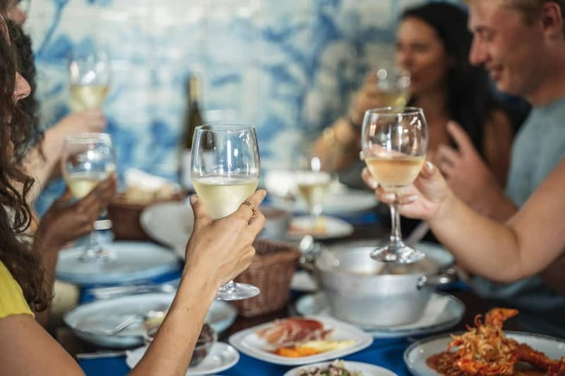Lisbon: Baixa Food Walking Tour with Drinks - Who this Lisbon Baixa food tour is best for