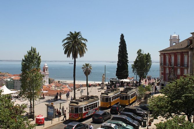 Lisbon Essential Walking Tour: History, Stories and Lifestyle - Igreja de São Roque: Jesuit Art That Flies Under the Radar