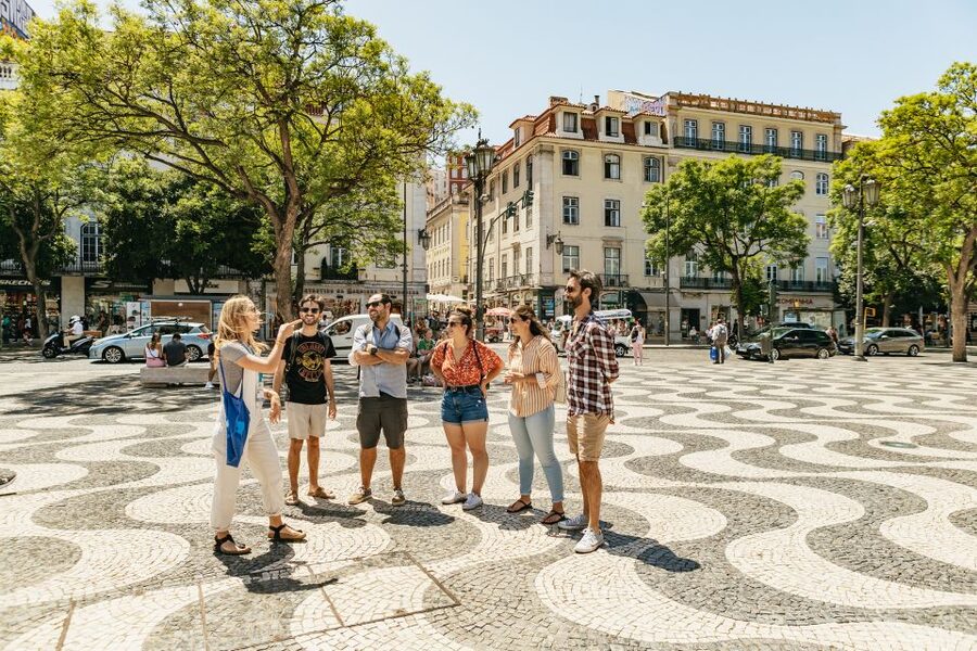 Lisbon: Food and Wine Small Group Walking Tour - Meeting at Rossio Square: getting started in the right Lisbon neighborhood