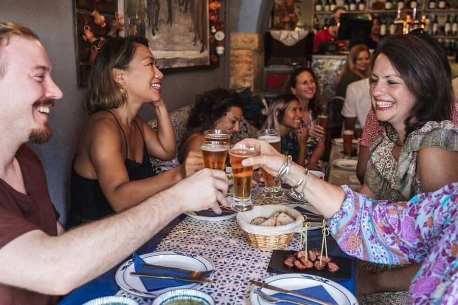 Lisbon: Food Crawl Walking Tour with Local Tastings - The drink lineup: ginjinha, green wine, and alcohol-free choices