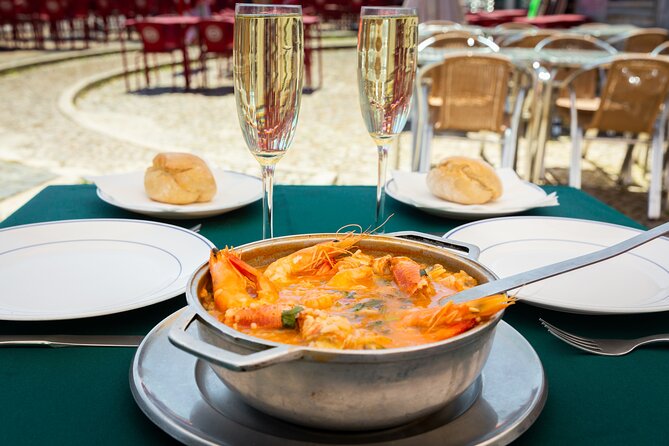 Lisbon Hidden Gems Walk: Traditions, Lunch and Ferry ride - Key moments people love most