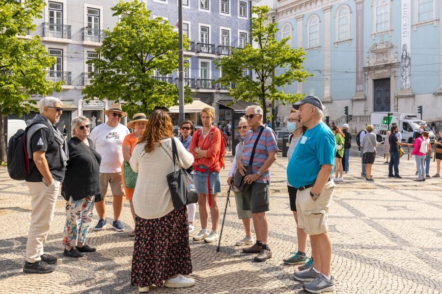 Lisbon: History, Stories and Lifestyle Walking Tour - Should you book this Lisbon walking tour?