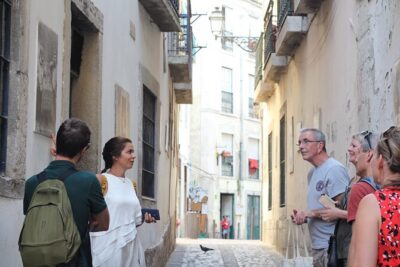 Lisbon Roots - Small group Food & Culture Walking Tour w/tastings - Small Group Energy (Max 12) and Guides Who Actually Connect Dots