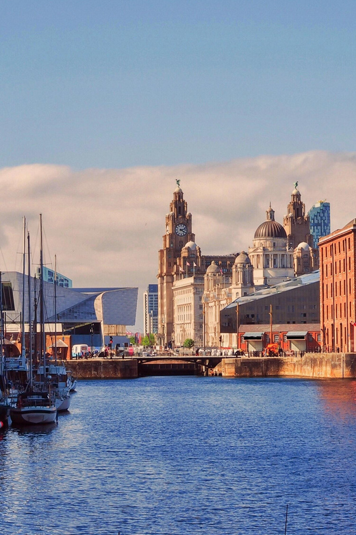 Liverpool: A Walk Through Time: Full History Walking Tour - Parish Church Gardens and Old Hall Chambers: learning to read the city