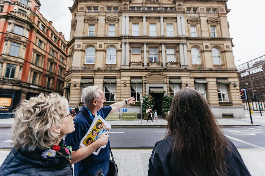 Liverpool: The Beatles and Cavern Quarter Walking Tour - Beatles Statue, Town Hall, and the route back to Queen Victoria