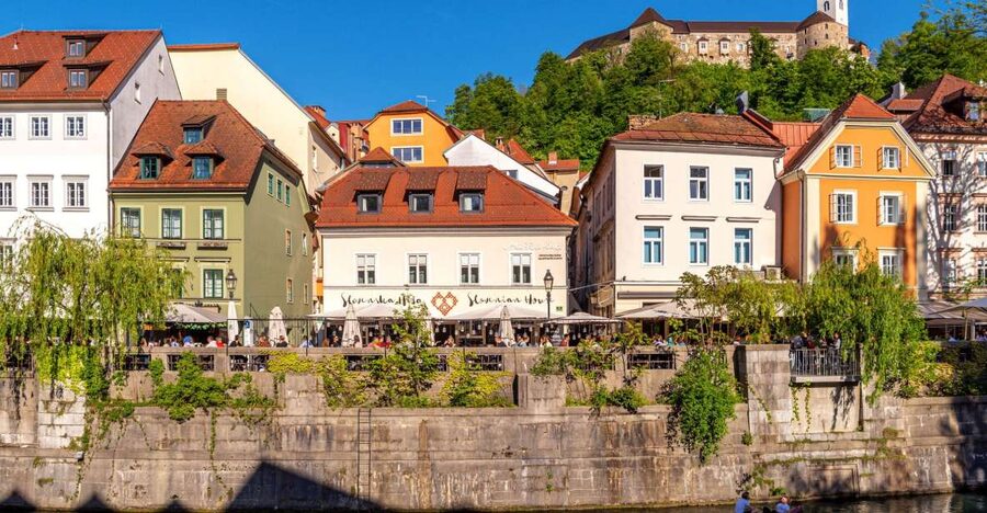 Ljubljana: Guided Walk & Funicular Ride to Ljubljana Castle - Town Hall to Robba Fountain: Starting Where the Stories Begin